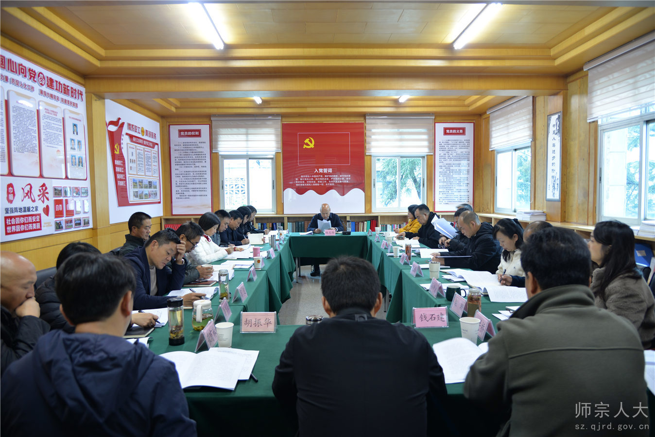 d88e626f69ab5a04c18854e187a3d801.jpg d88e626f69ab5a04c18854e187a3d801.jpg